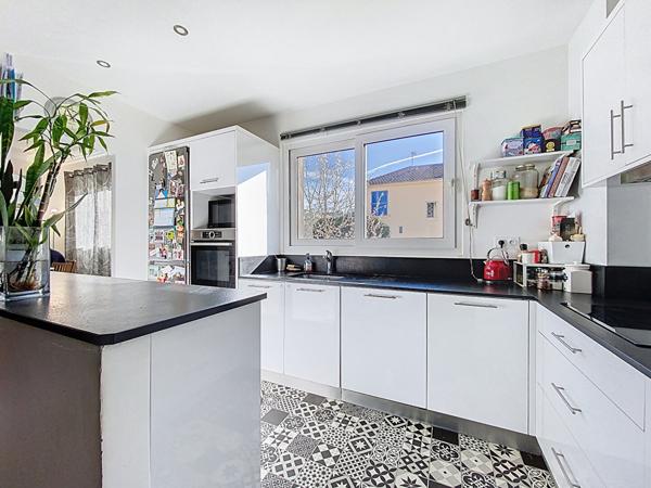 Appartement 4 pièces de 100 m² - Saint-Germain-en-Laye, quartier Alsace