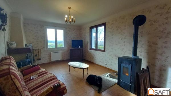 Parcelle 1ha18 maison semi-enterrée 90m2 , dépendances agricoles