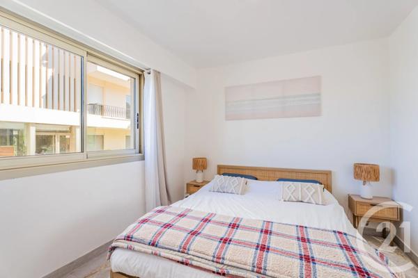 Appartement F2 à vendre  2 pièces - 35,11 m 2   BEAULIEU SUR MER  - 06