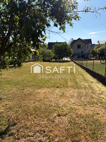 Belle maison de famille proche de toute commodité et un fort potentiel.
