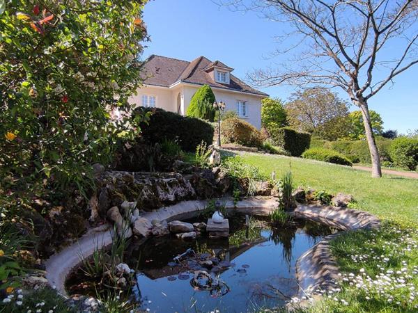 Maison 6 pièce(s) 160 m2