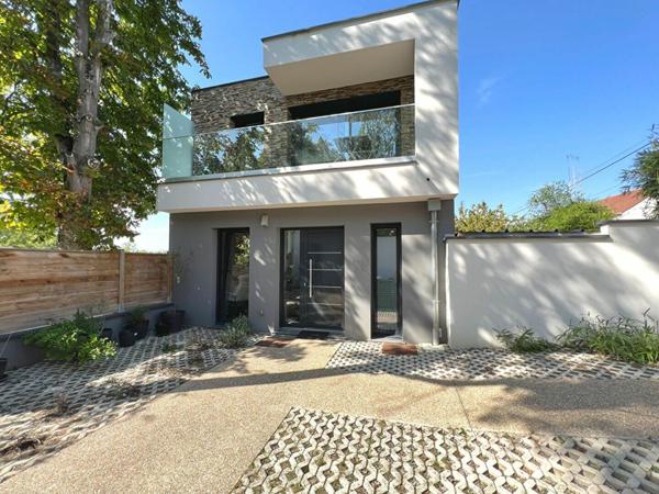 Maison à vendre    4 pièces •  Noiseau