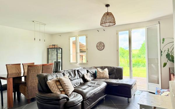 Maison à vendre    4 pièces • 89 m2 Jouy-le-Châtel