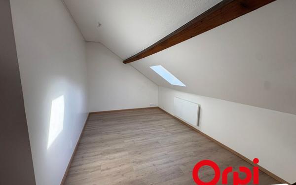 Appartement à louer    4 pièces • 78 m2 Rupt-sur-Moselle