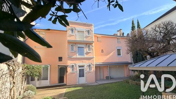 Maison à vendre 9 pièces 266 m² Bourg-en-Bresse