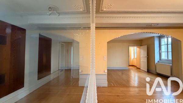 Maison à vendre 9 pièces 266 m² Bourg-en-Bresse