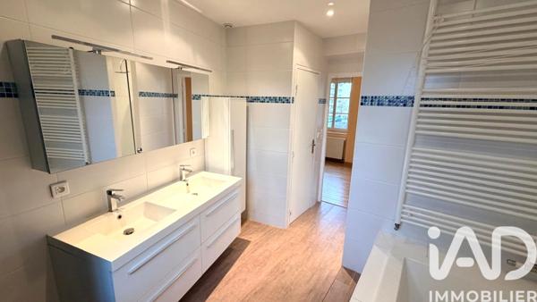 Maison à vendre 9 pièces 266 m² Bourg-en-Bresse