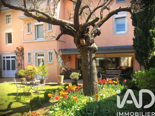 Maison à vendre 9 pièces 266 m² Bourg-en-Bresse