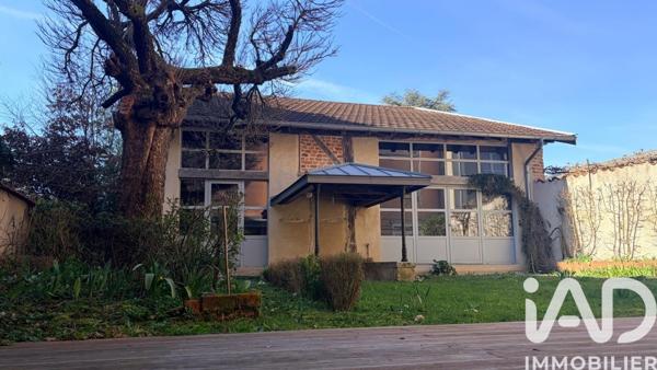 Maison à vendre 9 pièces 266 m² Bourg-en-Bresse
