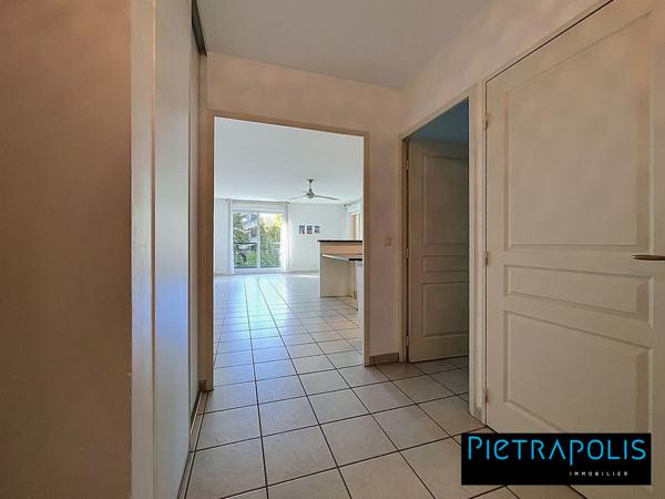 EXCLUSIVITE - dans résidence de 2006– Superbe T4 de 86,20 m² avec terrasse 10 m2, cave et garage – Le Vallon, Sainte-Foy-lès-Lyon