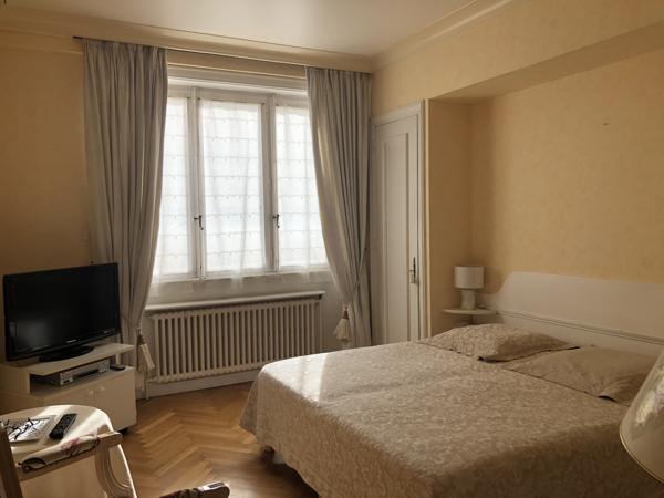 Lyon (69006) BD DES BELGES APPARTEMENT STANDING 94 m² AVEC PARKING PRIVE, CAVE ET GRENIER