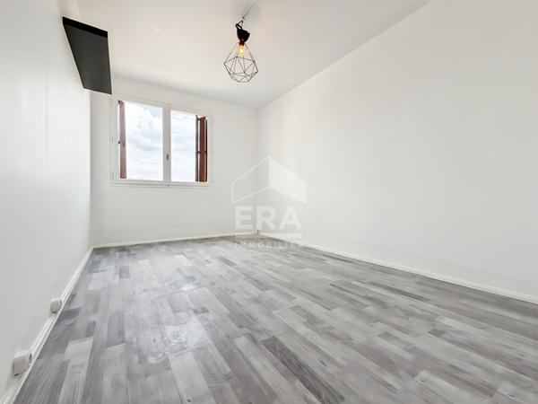 Appartement Saint Fargeau Ponthierry 3 pièce(s) 64.2 m2 cave et Box