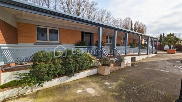 Local d'activité de 1 900 m²