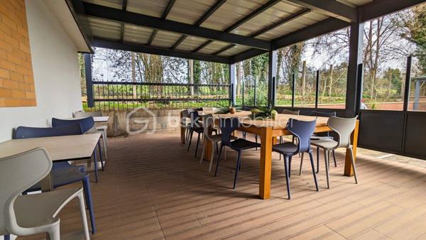 Local d'activité de 1 900 m²