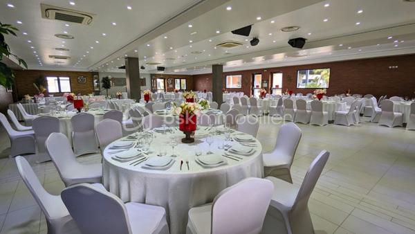 Local d'activité de 1 900 m²