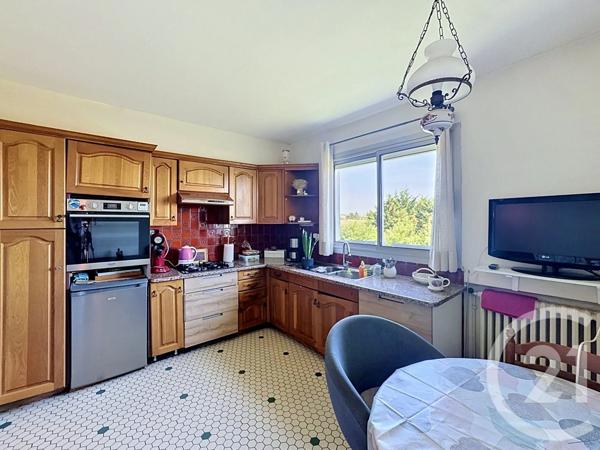 Maison à vendre  9 pièces - 264,39 m 2   AUCH  - 32