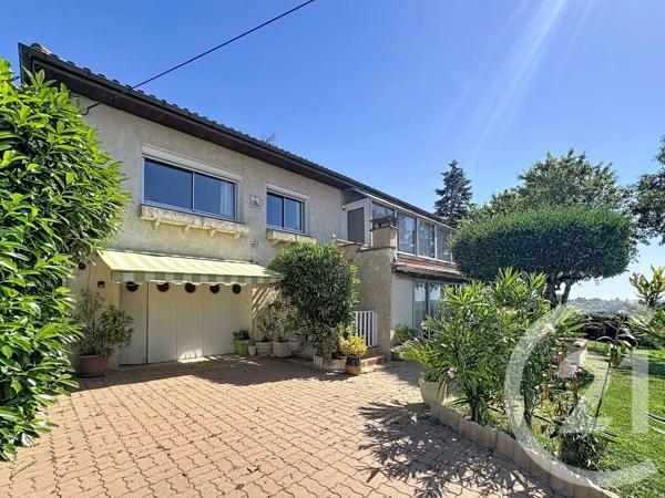 Maison à vendre  9 pièces - 264,39 m 2   AUCH  - 32