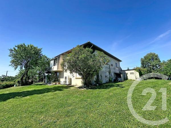 Maison à vendre  9 pièces - 264,39 m 2   AUCH  - 32