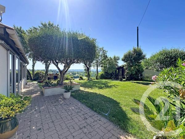Maison à vendre  9 pièces - 264,39 m 2   AUCH  - 32