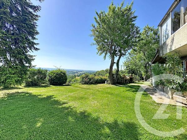 Maison à vendre  9 pièces - 264,39 m 2   AUCH  - 32