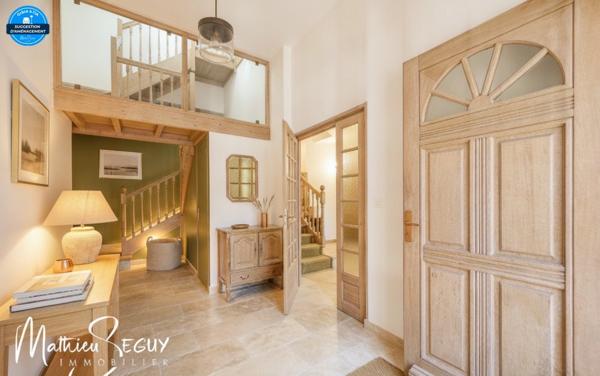 Thurins - Maison de village en bordure de Garon