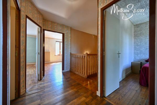 Thurins - Maison de village en bordure de Garon