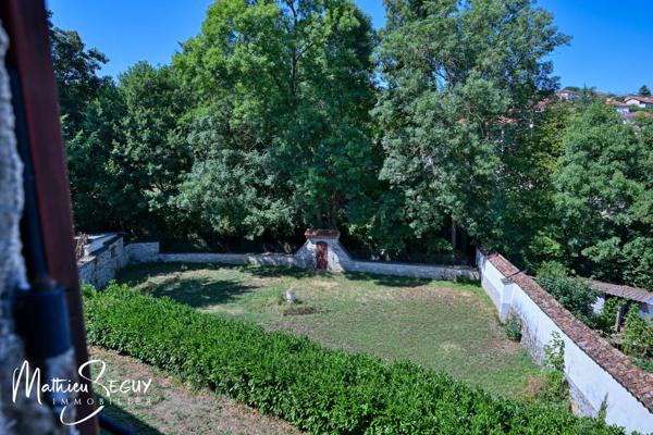Thurins - Maison de village en bordure de Garon