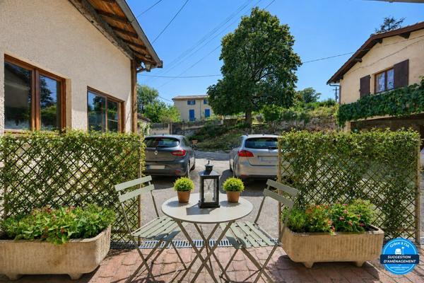 Thurins - Maison de village en bordure de Garon