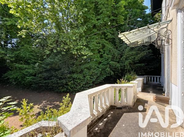 Maison à vendre 9 pièces 205,12 m² Tassin-la-Demi-Lune