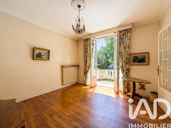 Maison à vendre 9 pièces 205,12 m² Tassin-la-Demi-Lune