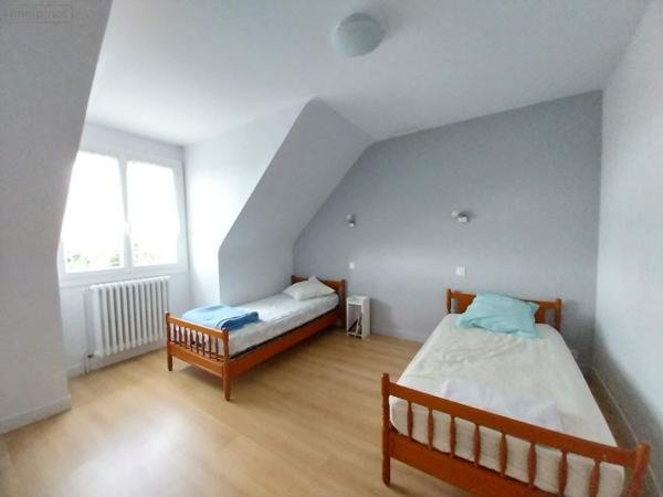 Maison à vendre à Saint-Gilles en Ille-et-Vilaine (35590), ref : 030/72987   
SAINT GILLES - Centre ville