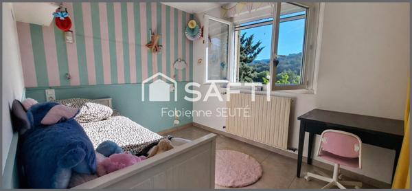 Maison 127 m2 plain pied, terrain 4220 m2, piscine