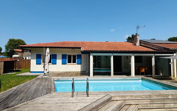 Maison à vendre    4 pièces •  Seignosse