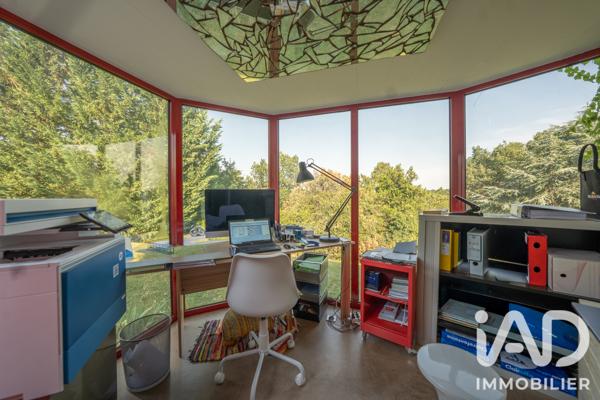 Maison à vendre 7 pièces 301 m² Saint-Étienne-de-Fontbellon