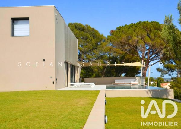 Maison à vendre 6 pièces 207 m² Bandol
