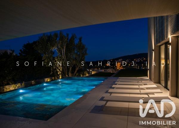 Maison à vendre 6 pièces 207 m² Bandol