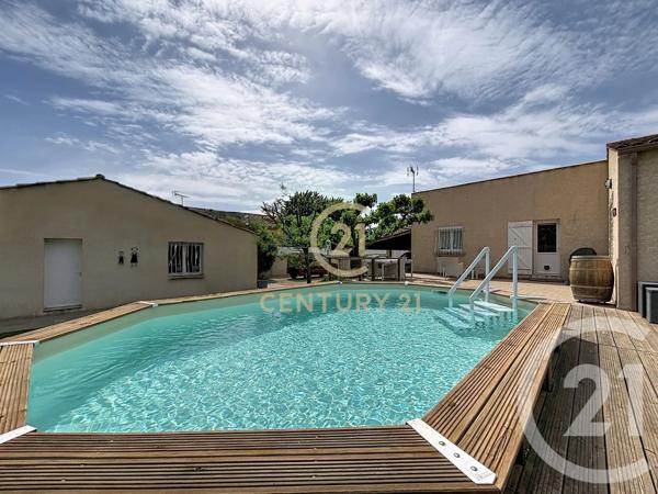 Maison à vendre  5 pièces - 140 m 2   CASTRIES  - 34