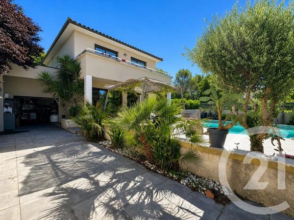 Maison à vendre  5 pièces - 140 m 2   CASTRIES  - 34