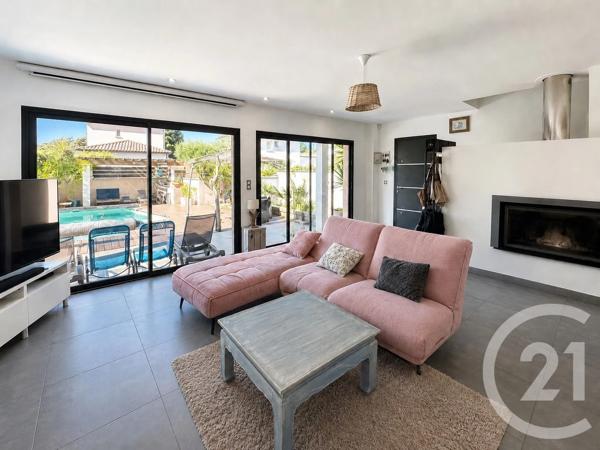 Maison à vendre  5 pièces - 140 m 2   CASTRIES  - 34