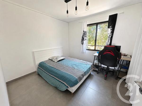 Maison à vendre  5 pièces - 140 m 2   CASTRIES  - 34