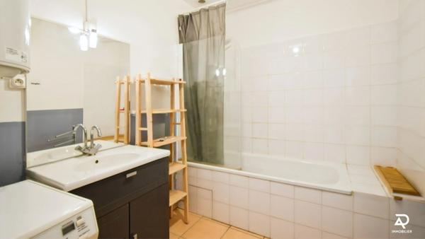 Appartement à vendre 3 pièces LYON 7EME ARRONDISSEMENT (69)