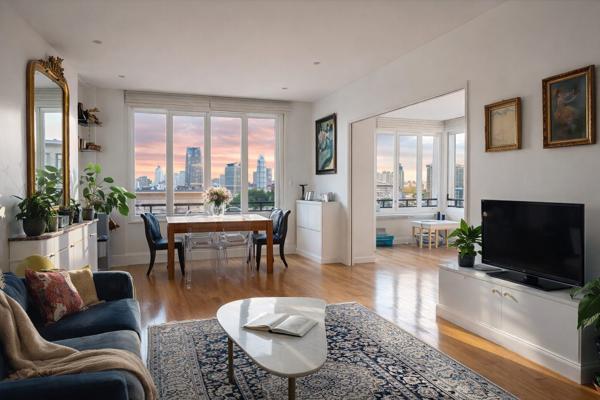 RARE – Neuilly-sur-Seine, élégant appartement de 70 m² baigné de lumière avec vue spectaculaire sur La Défense