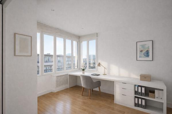 RARE – Neuilly-sur-Seine, élégant appartement de 70 m² baigné de lumière avec vue spectaculaire sur La Défense