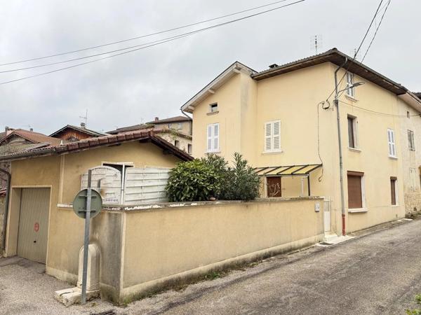 Vente                                                      Maison
                        
                     4 pièces                      72 m2                     à Roybon