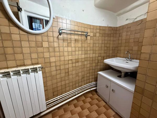 Vente                                                      Maison
                        
                     4 pièces                      72 m2                     à Roybon