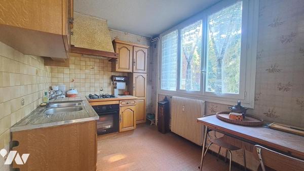 APPARTEMENT T3 BALCON CAVE SECHOIR ET GARAGE