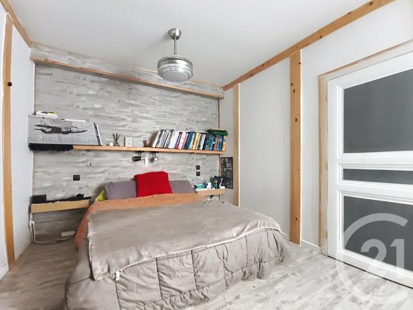 Maison à vendre  5 pièces - 124 m 2   BRESSOLS  - 82