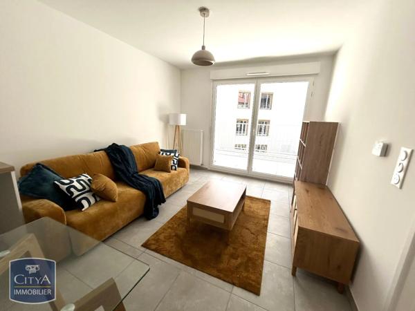Appartement à louer 2 pièces 37.96m² Saint-Étienne (42000)