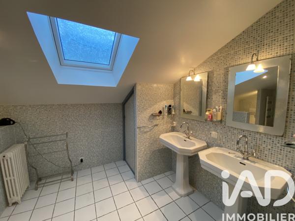 Maison à vendre 6 pièces 168 m² Les Herbiers