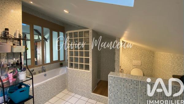 Maison à vendre 6 pièces 168 m² Les Herbiers